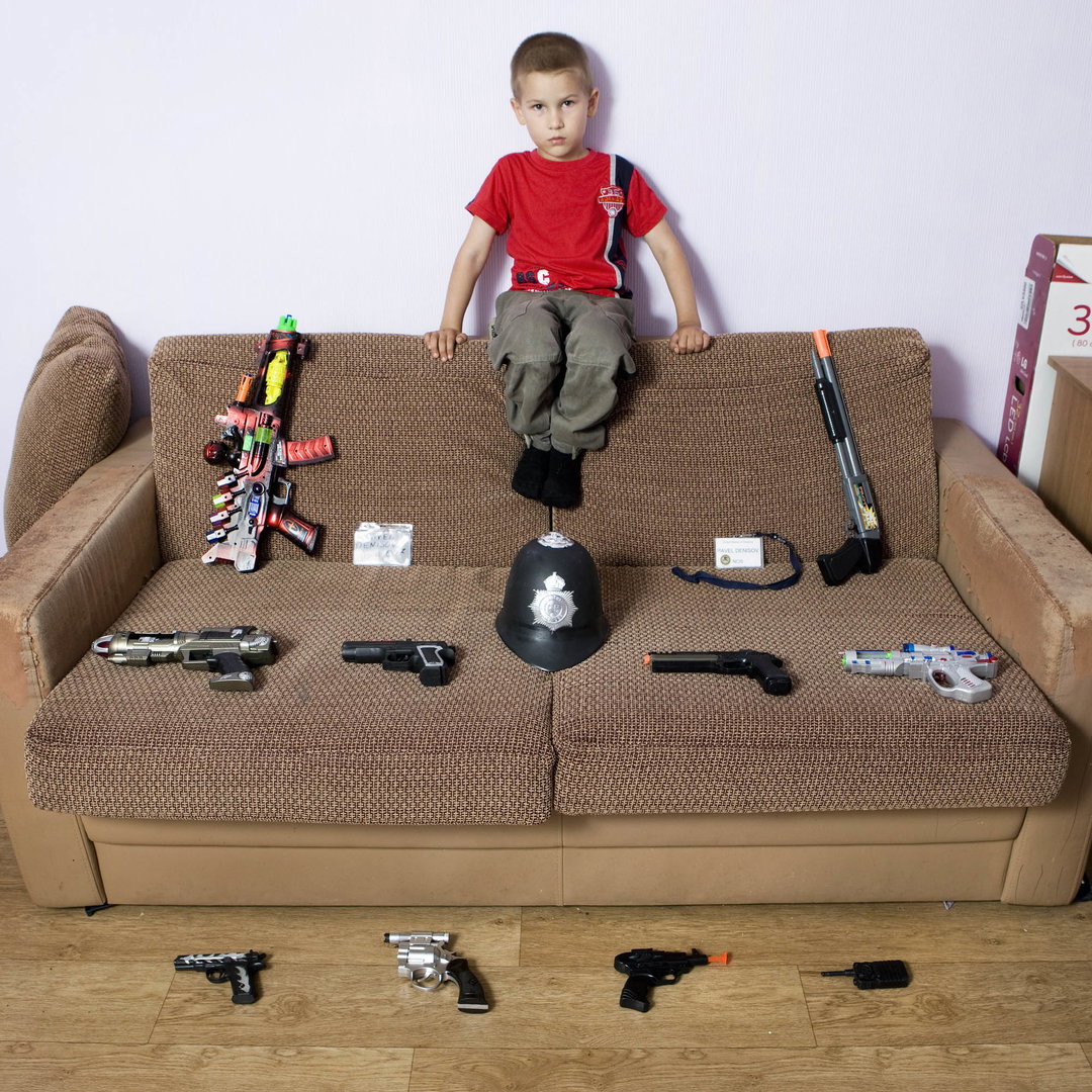 gabriele-galimberti-toy-stories-features-photography-itsnicethat-06.jpg