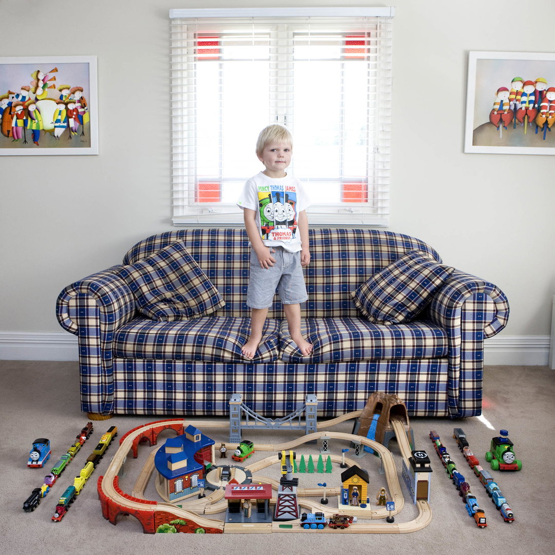 gabriele-galimberti-toy-stories-features-photography-itsnicethat-14.jpg