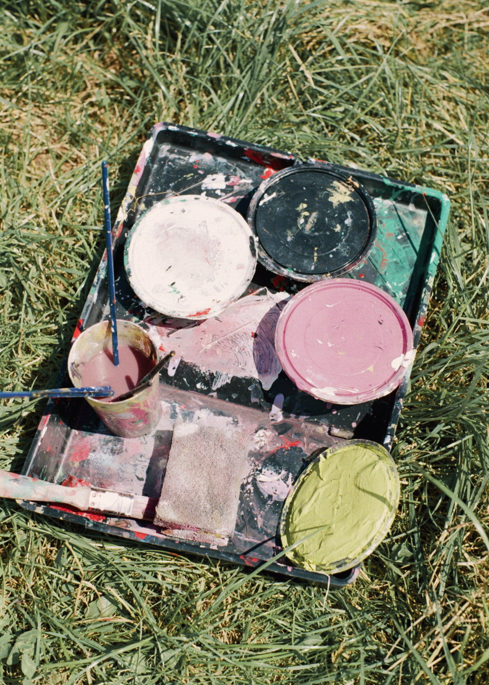 glastonbury bins charlie sheppard rosanna webster art itsnicethat_slideshow 2_5.jpg