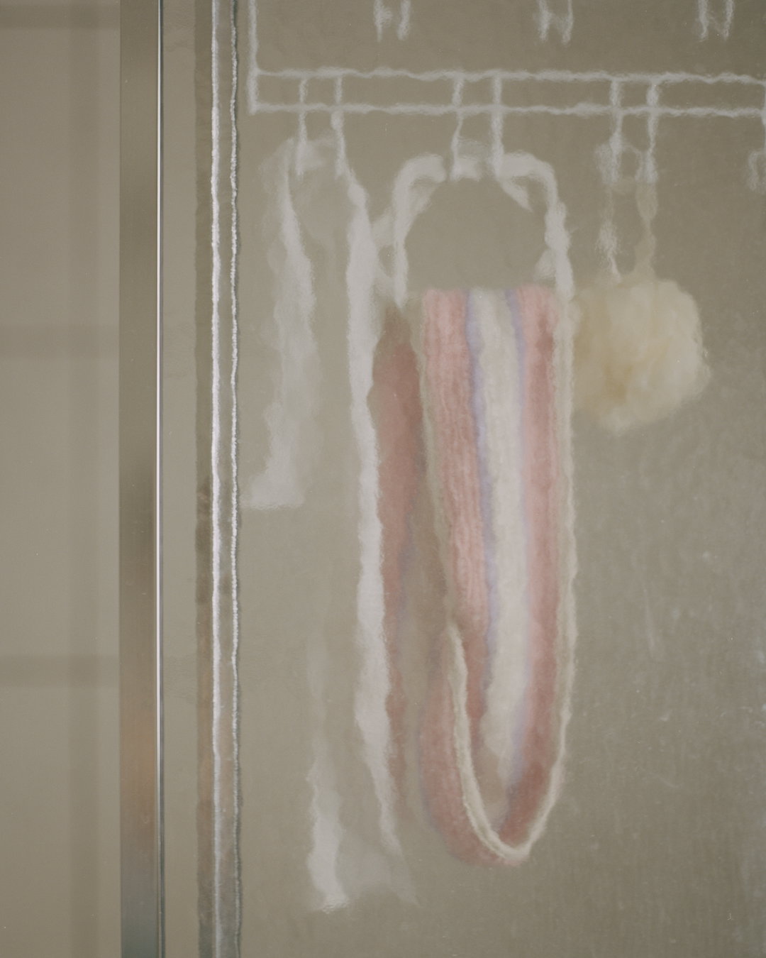 gloria-wong-the-graduates-2020-photography-itsnicethat-13-slider.jpg