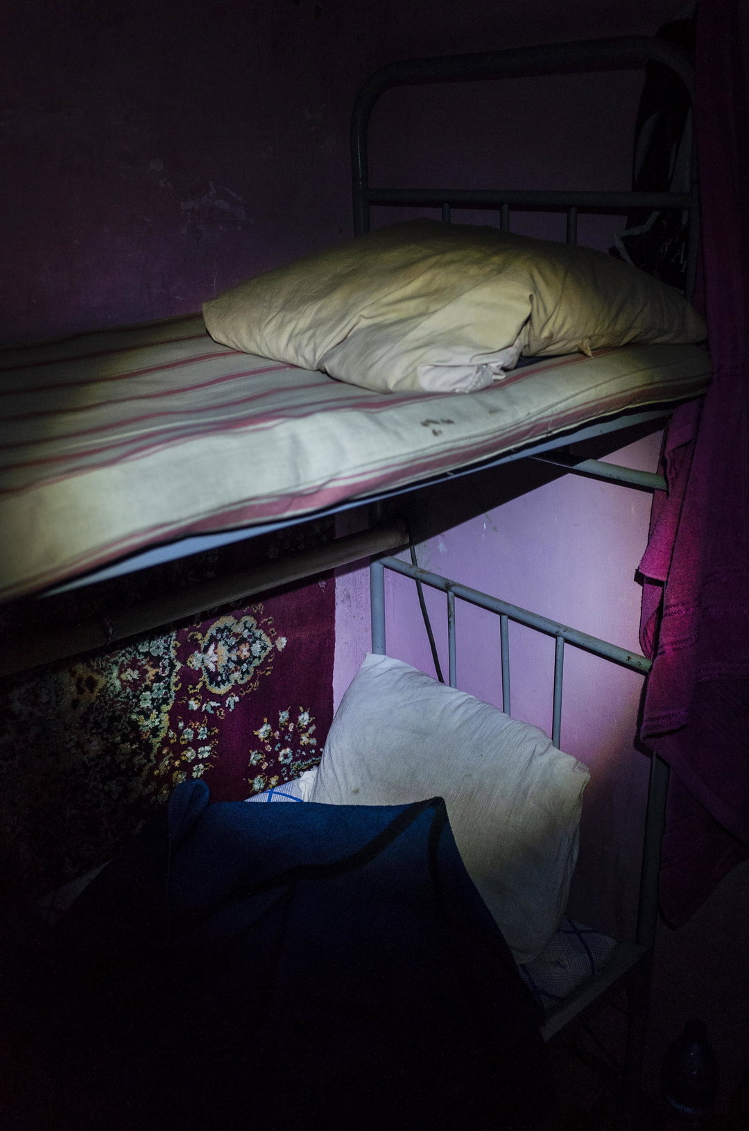 guillaume-chauvin-ukraine-photography-itsnicethat-13.jpg