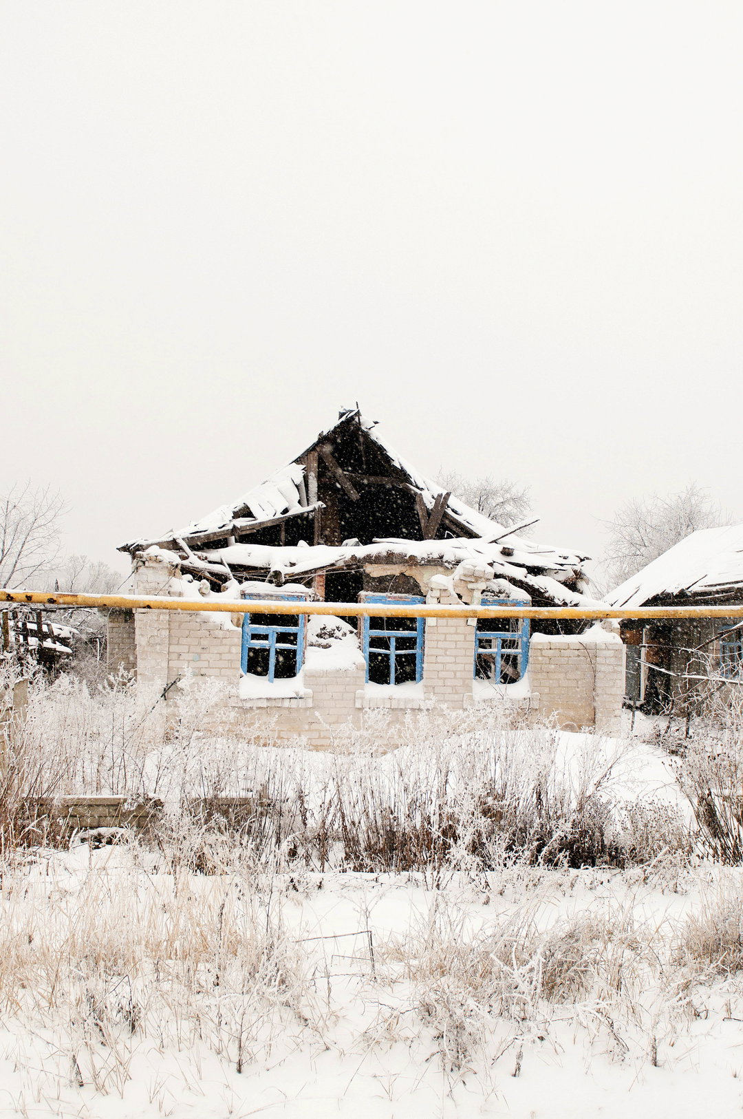 guillaume-chauvin-ukraine-photography-itsnicethat-15.jpg