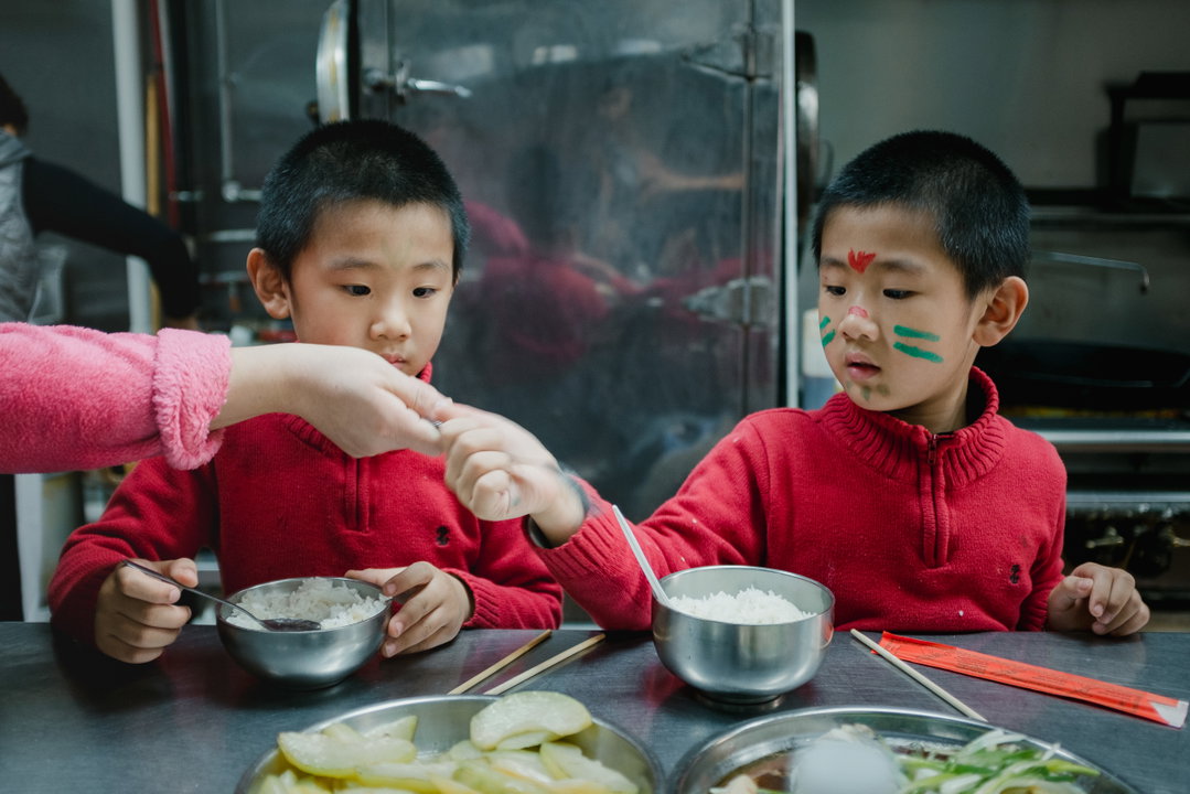 hannah-yoon-restaurant-kids-work-photography-itsnicethat-7.jpg