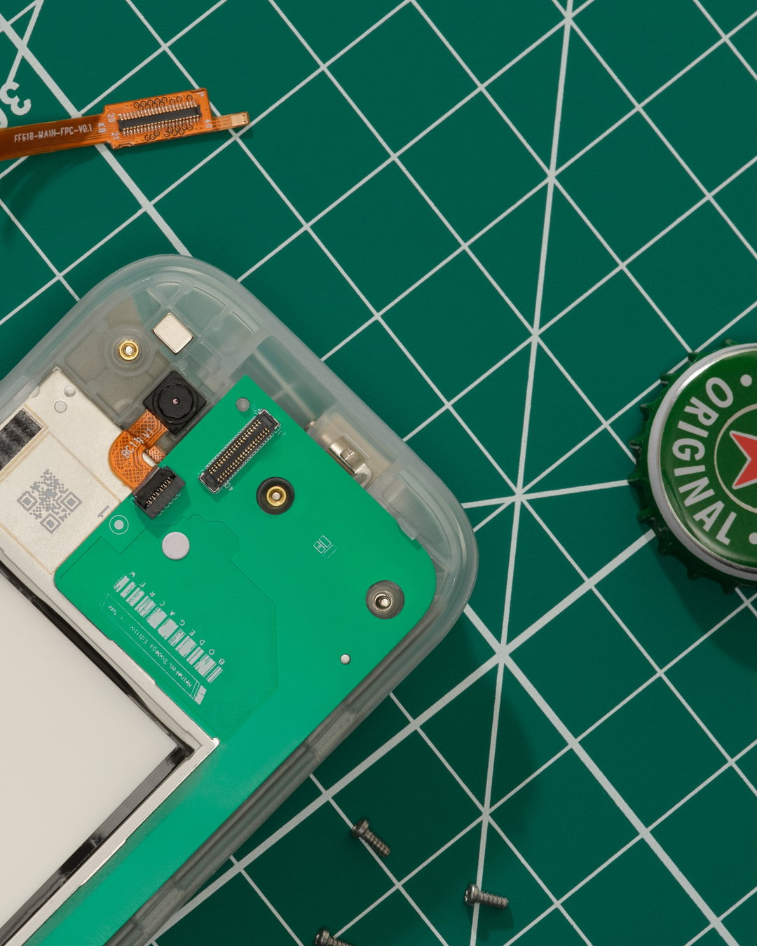 heineken-boring-phone-advertising-itsnicethat-11.jpg