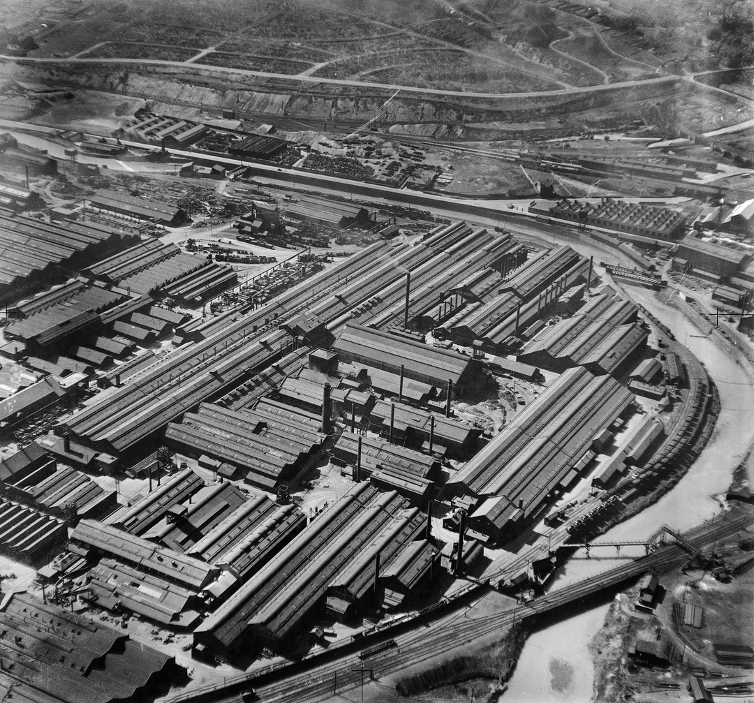 historic-england-aerial-photograph-explorer-digital-photography-itsnicethat-07.jpg