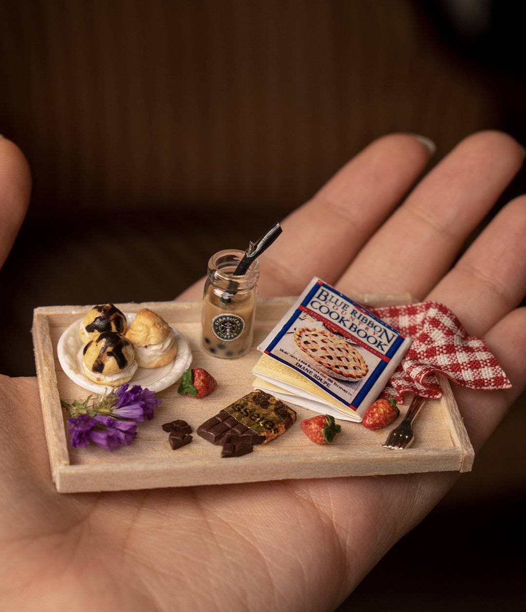 mahnaz-miryani-miniature-feature-itsnicethat04
