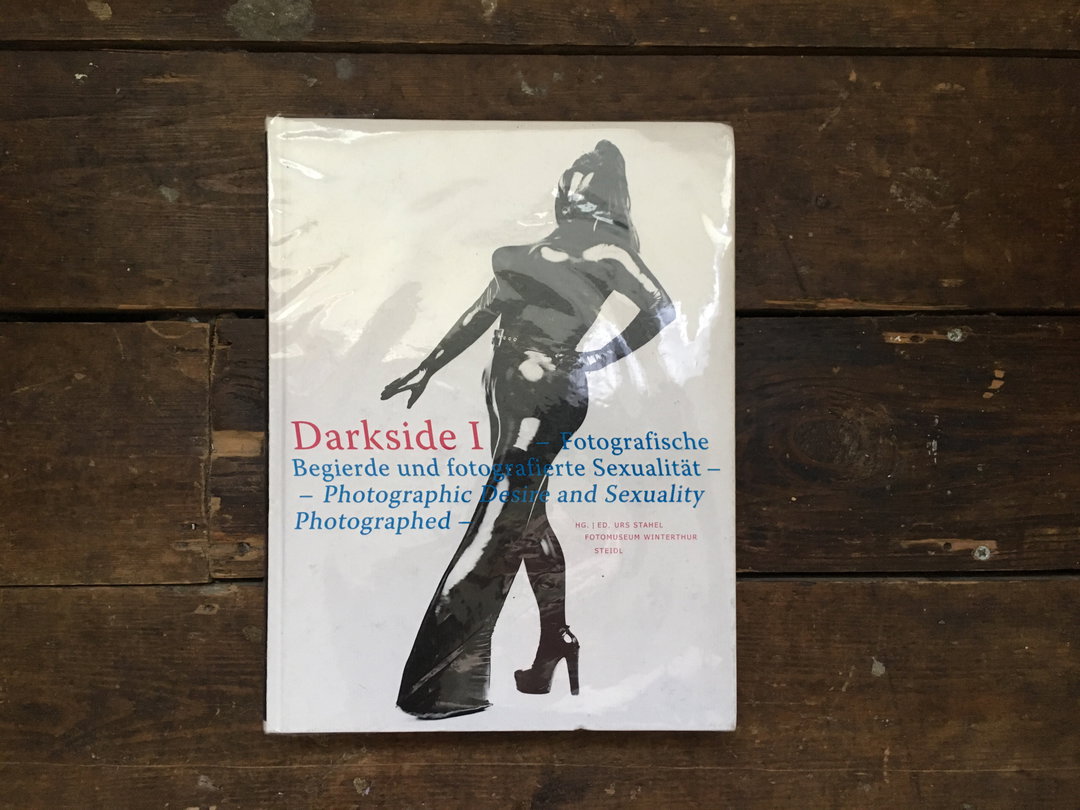 Ami-Evelyn-Hughes-bookshelf-darkside-1