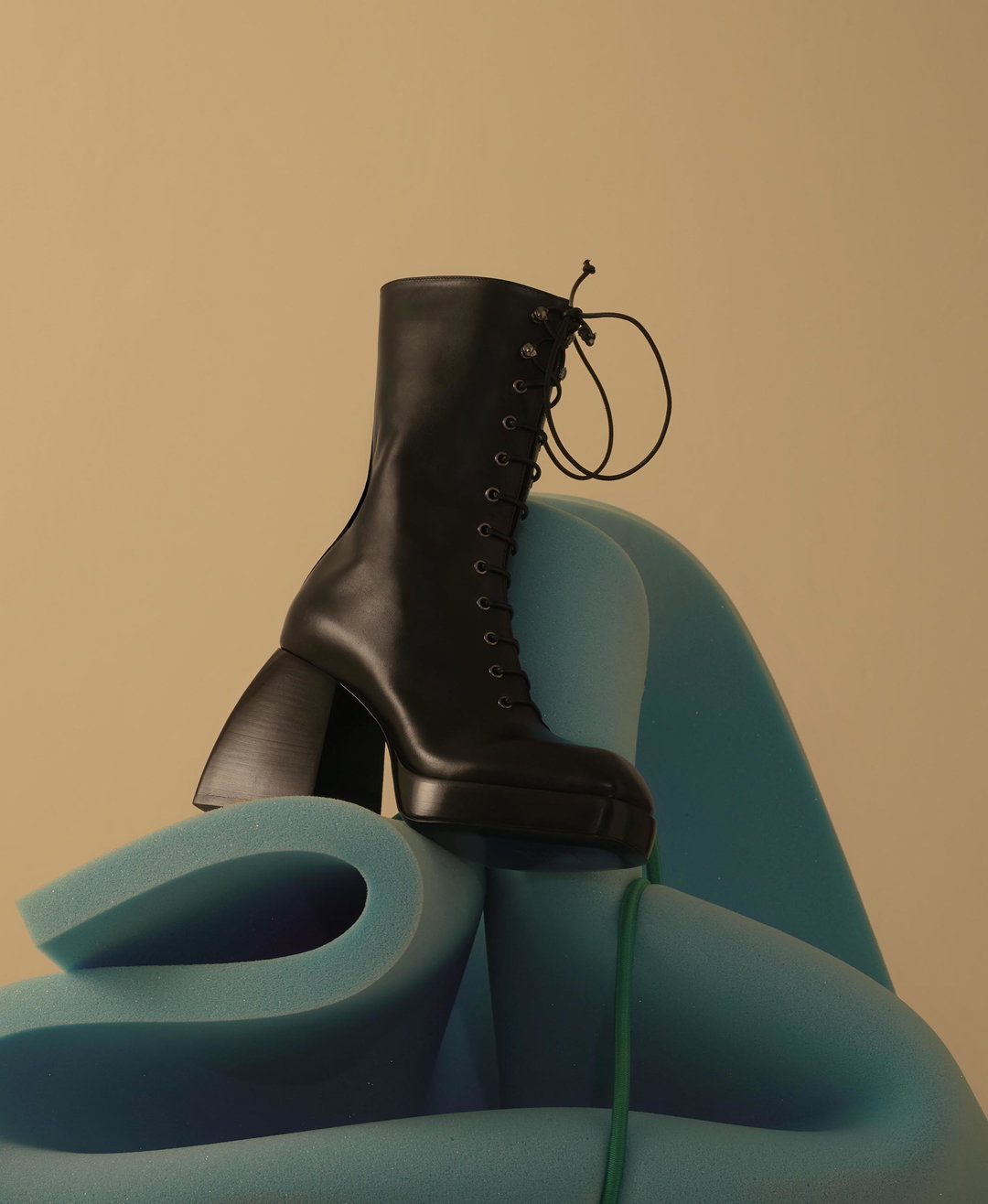 imogen-frost-set-design-itsnicethat-1.jpg