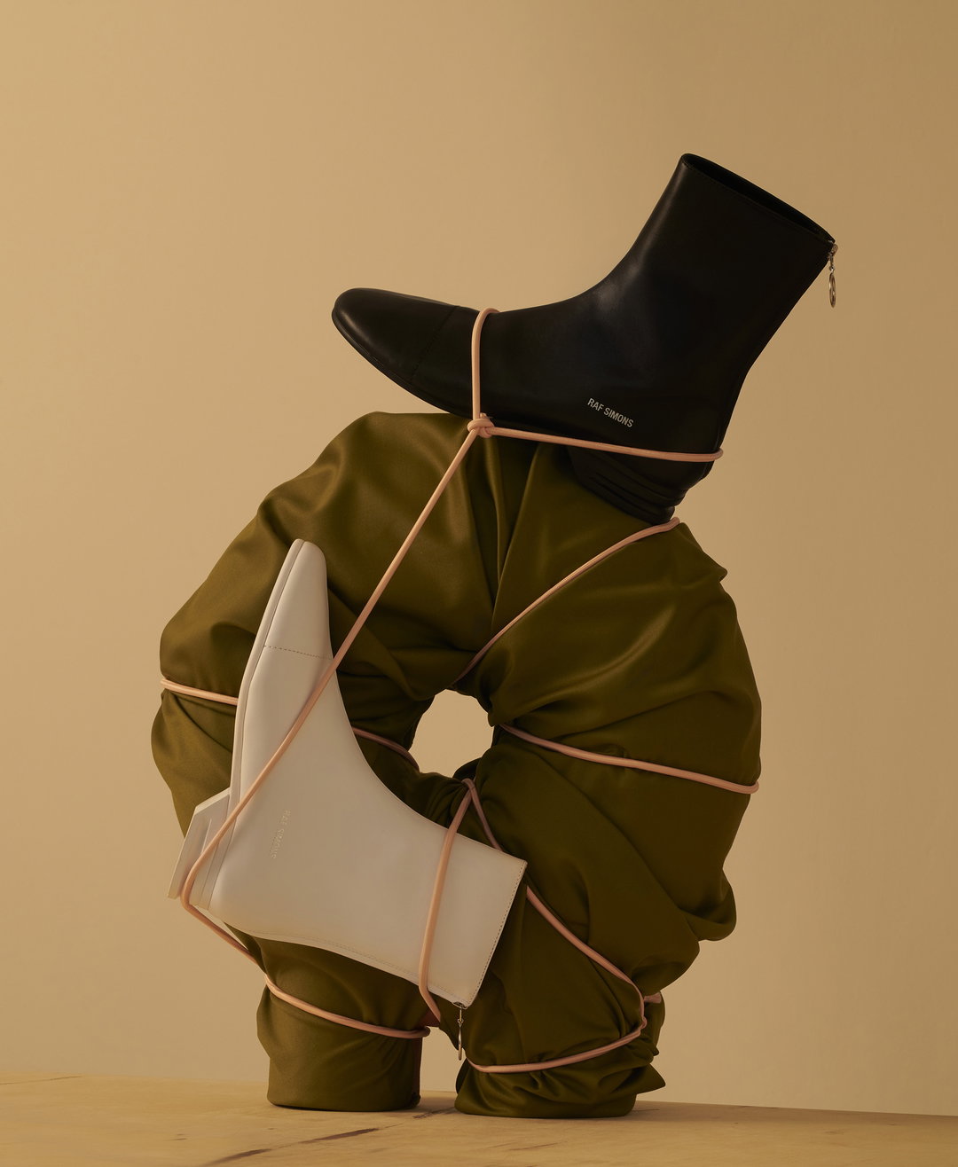 imogen-frost-set-design-itsnicethat-2.jpg