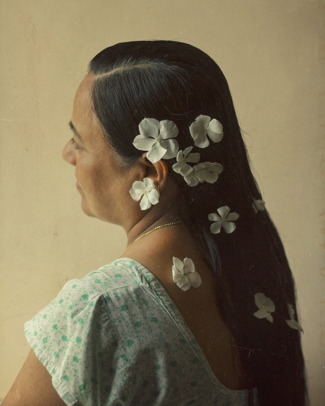 itsnicethat-Imdad Barbhuyan-21__Mother with flowers that she eats for diabetes_.jpg