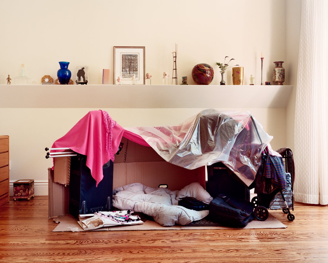 jana-sophia-nolle-living-room-photography-itsnicethat-12.jpg