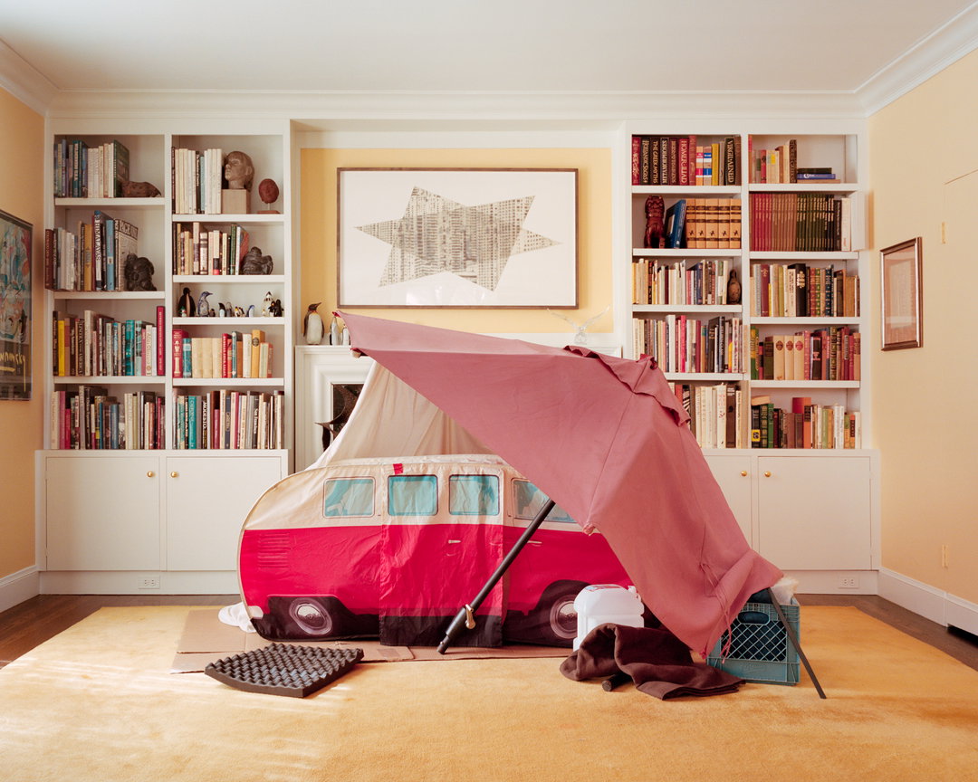 jana-sophia-nolle-living-room-photography-itsnicethat-7.jpg