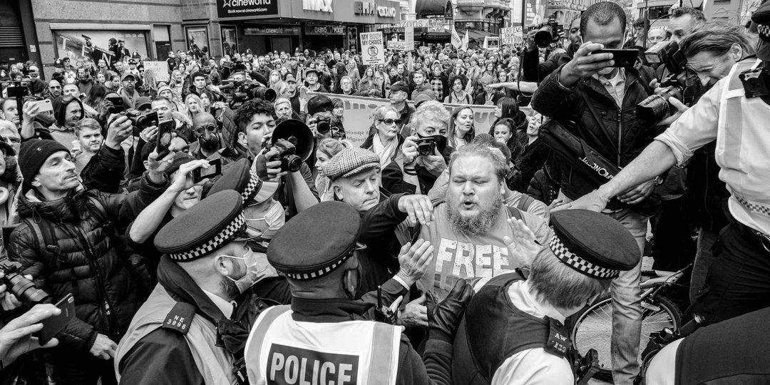 jeremy-jeffs-we-do-not-consent-photography-itsnicethat-10.jpg