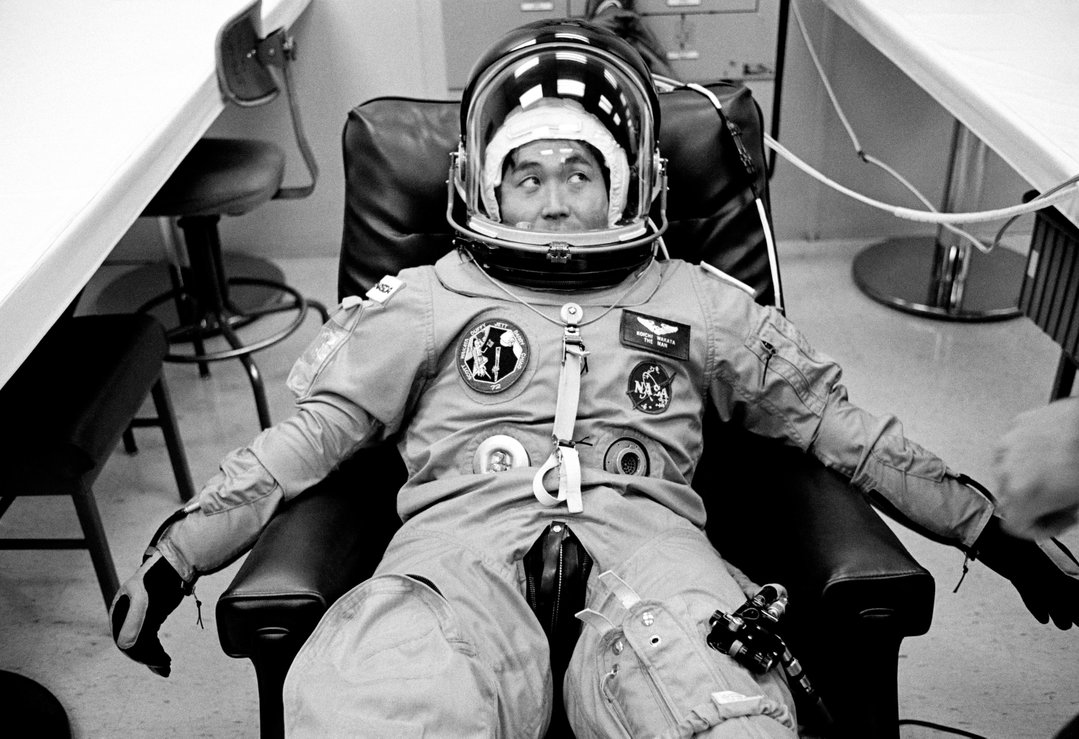 john-angerson-sts-72-photography-itsnicethat-07.jpg
