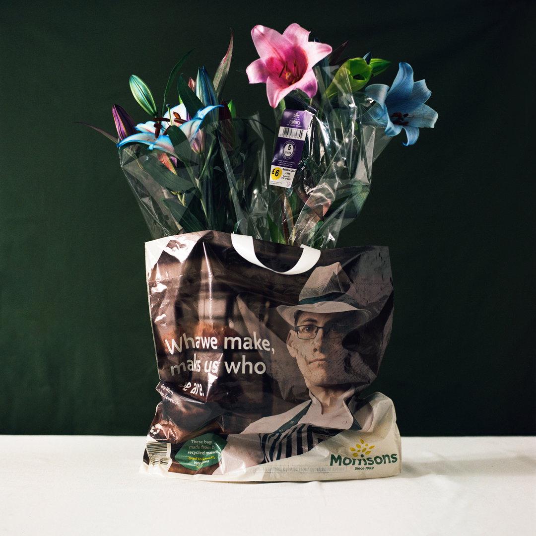 jrasic-elena-heatherwick-freddy-taylor-mothers-day-supermarket-flowers-photography-itsnicethat-05.jpg