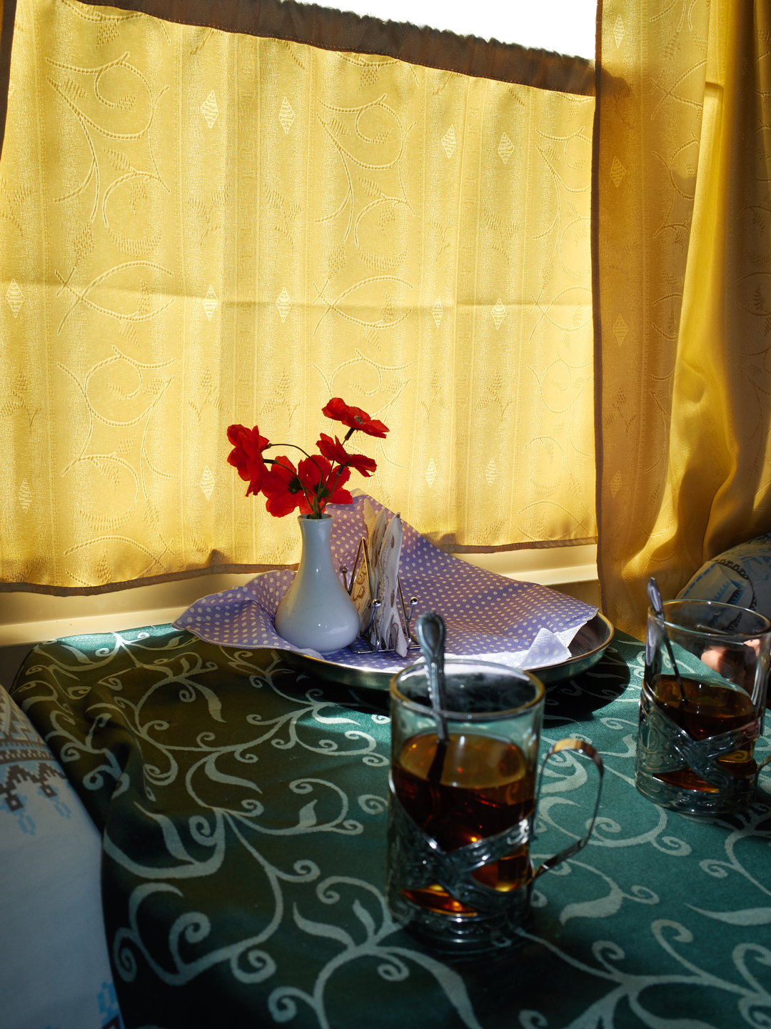 julie-poly-ukrzaliznytsia-photography-itsnicethat-09.jpg