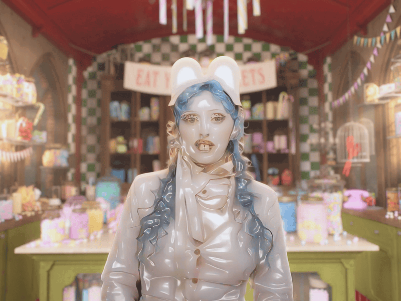 lea-esmaili-film-itsnicethat1.gif