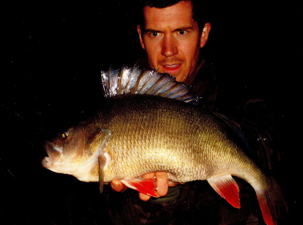 luke stephenson british record fish photography itsnicethat_PERCH-01.jpg