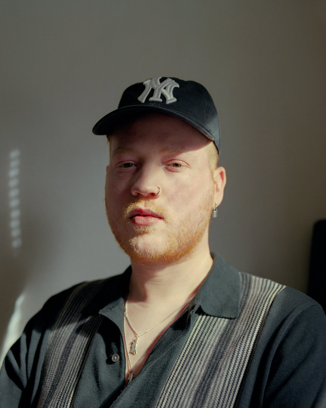 magnus-holmes-roommates-photography-itsnicethat-5.jpg