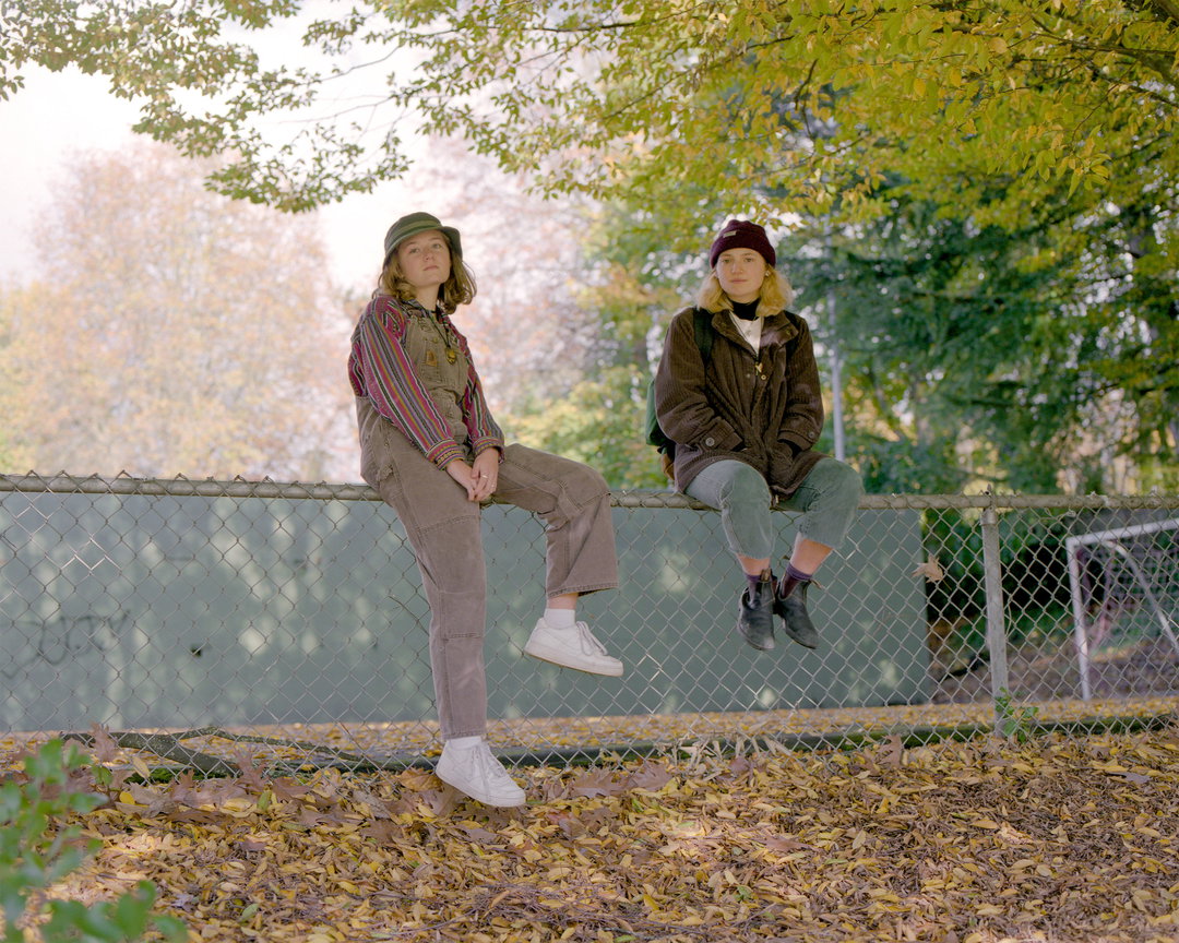 magnus-holmes-roommates-photography-itsnicethat-9.jpg