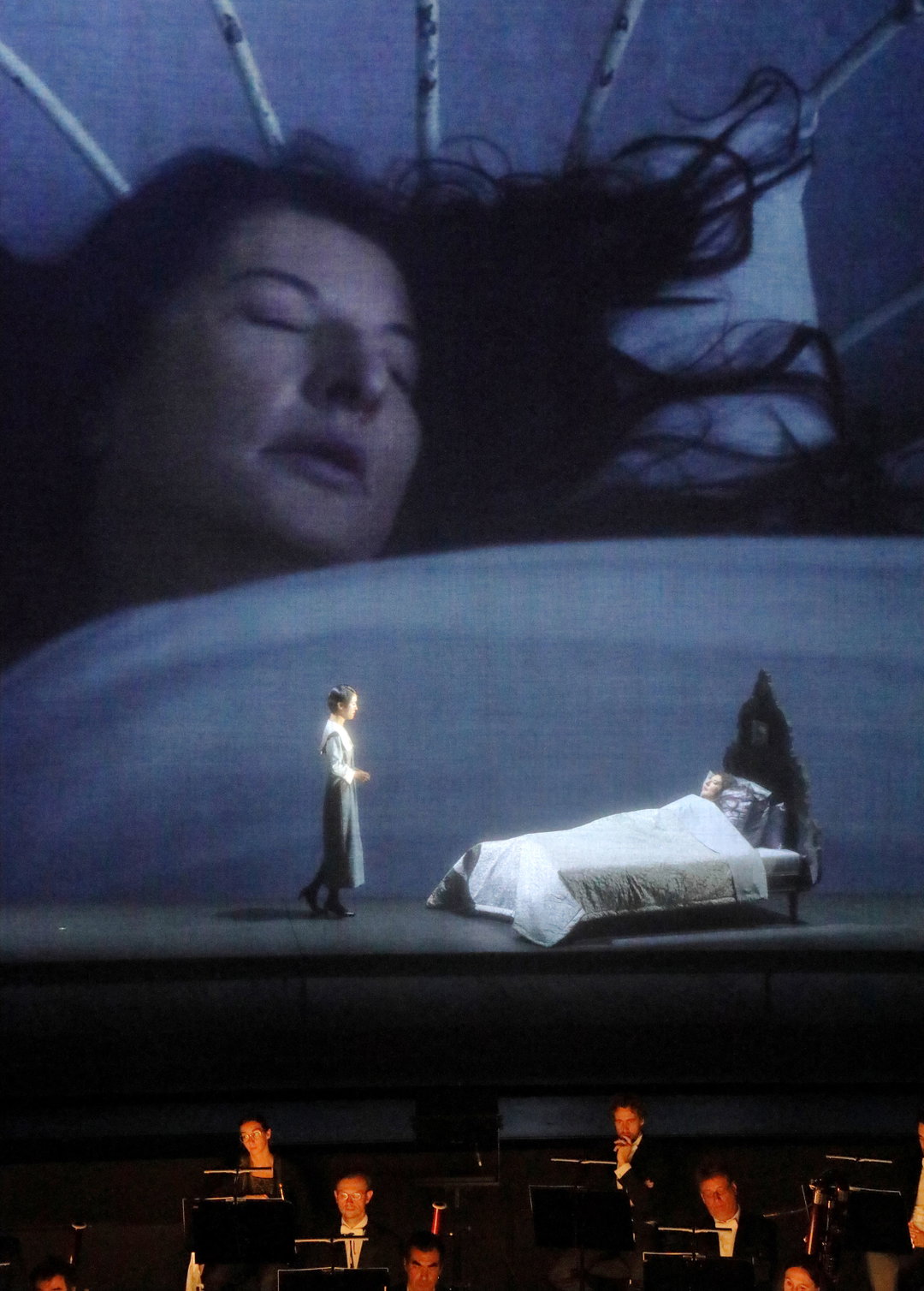 marina-abramovic-art-itsnicethat-14.jpg
