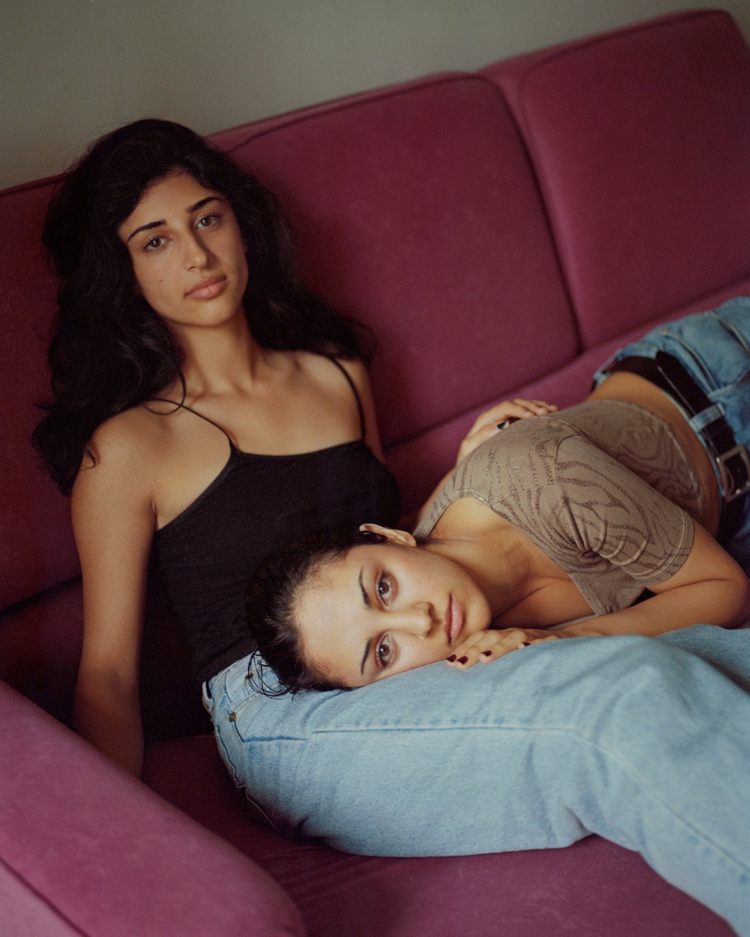 maxime-cardol-sister-photography-itsnicethat-04.jpg