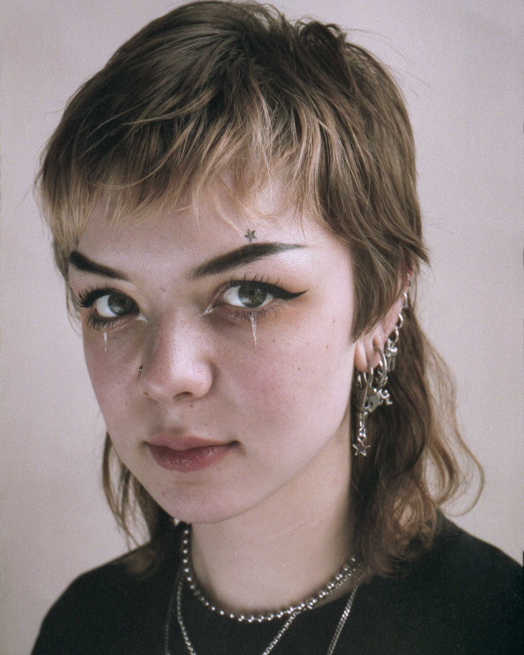 miriam-woodburn-queer-women-photography-itsnicethat-2.jpg