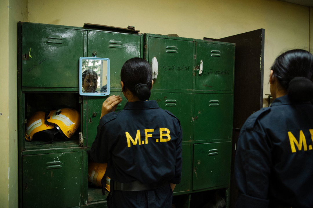 nico-therin-mumbai-female-firefighters-photography-itsnicethat-13.jpg