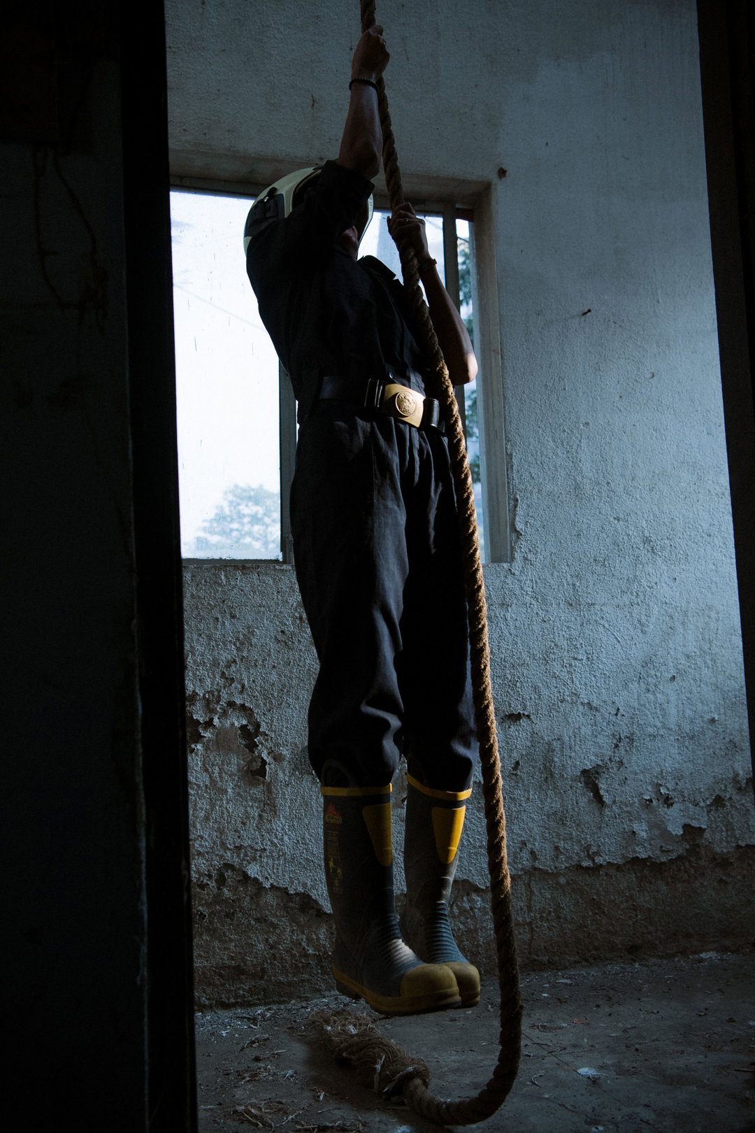 nico-therin-mumbai-female-firefighters-photography-itsnicethat-7.jpg