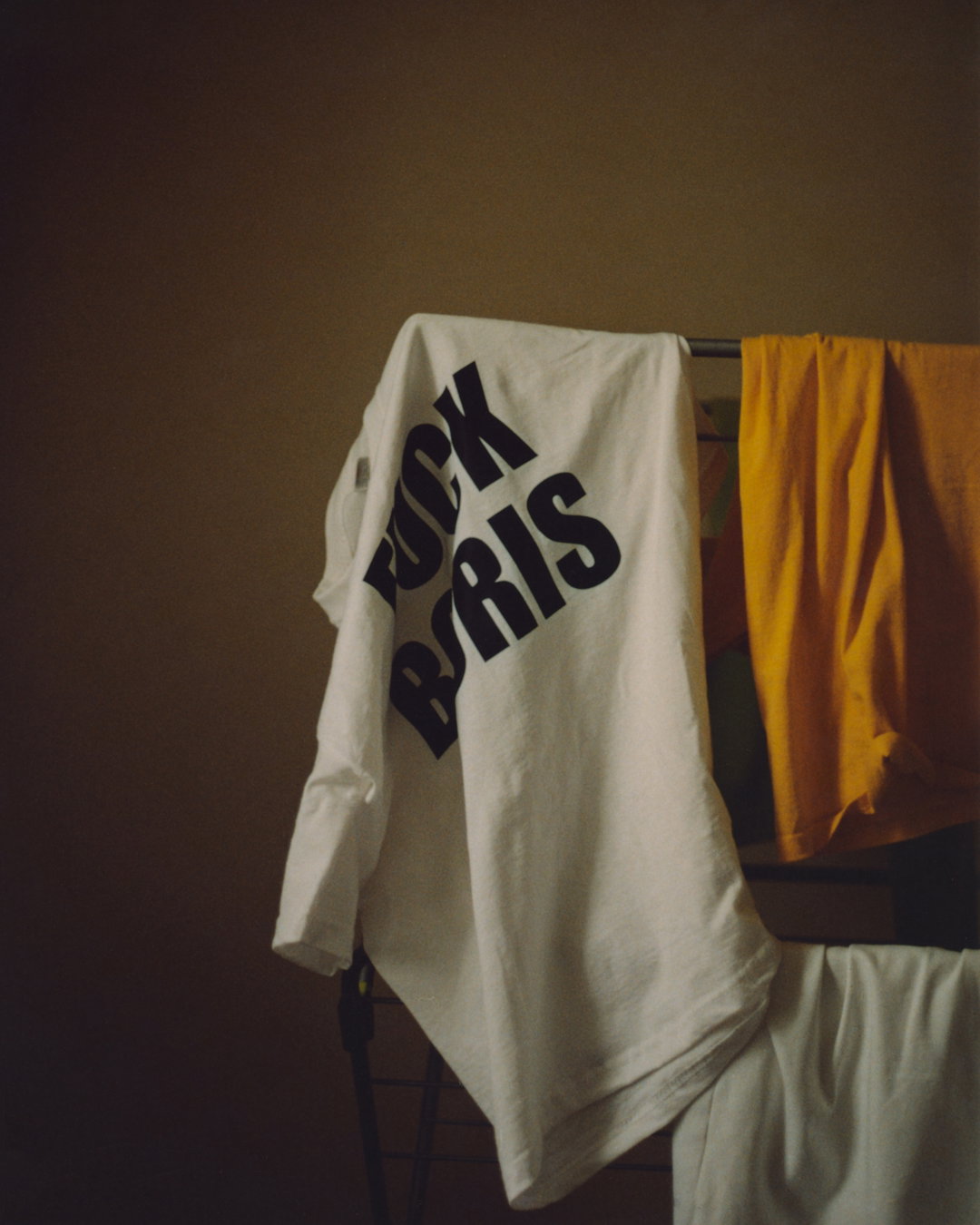 nicole-ngai-ezekiel-santos-tender-photography-itsnicethat-04.jpg