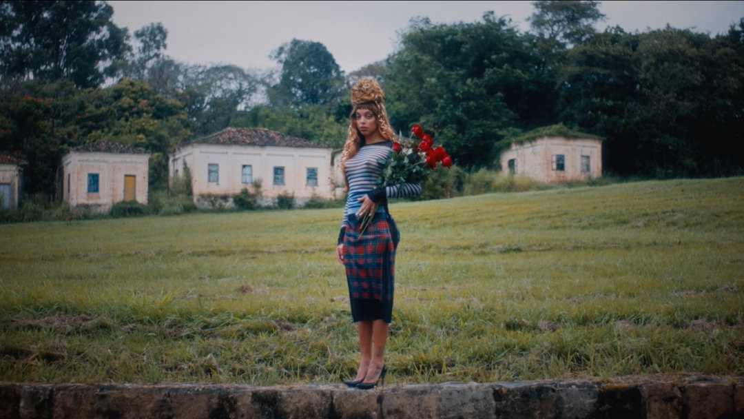 ode-ascensão-film-itsnicethat-06.jpg