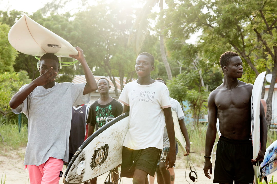 oli-hillyer-riley-no-wahala-photography-itsnicethat-7.jpg