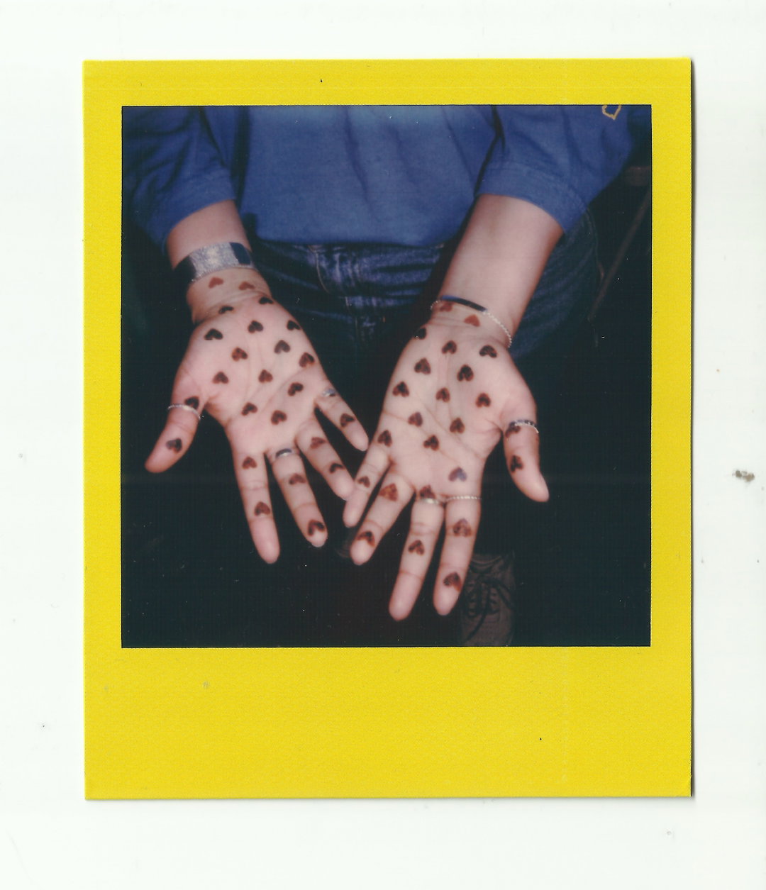 ones-to-watch-2020-azeema-publication-itsnicethat-10.jpeg