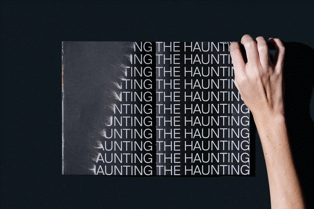 pang-xue-qiang-meantime-issue-2-publication-itsnicethat-02.gif