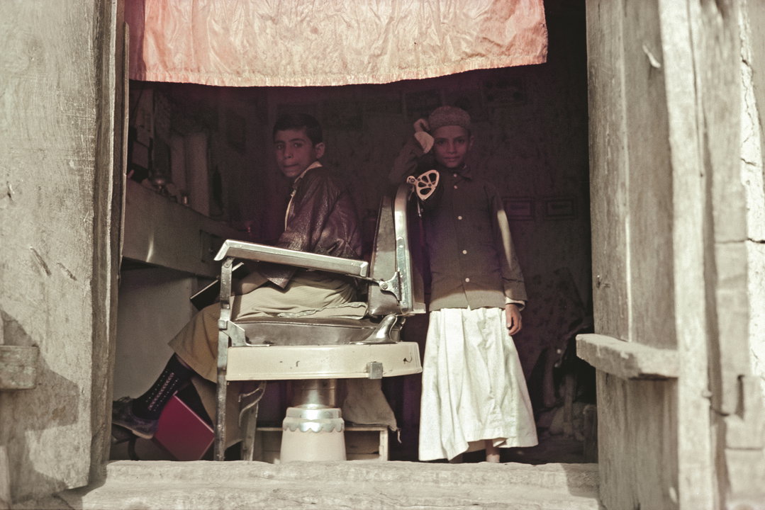 peter-schlesinger-eight-days-in-yemen-photography-itsnicethat-07.jpg