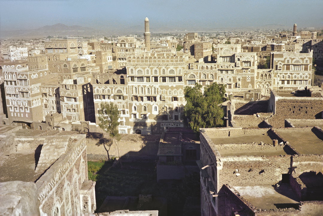 peter-schlesinger-eight-days-in-yemen-photography-itsnicethat-10.jpg