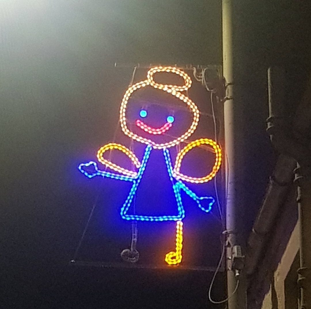 photos by Poppy McKenzie Smith2.jpg
