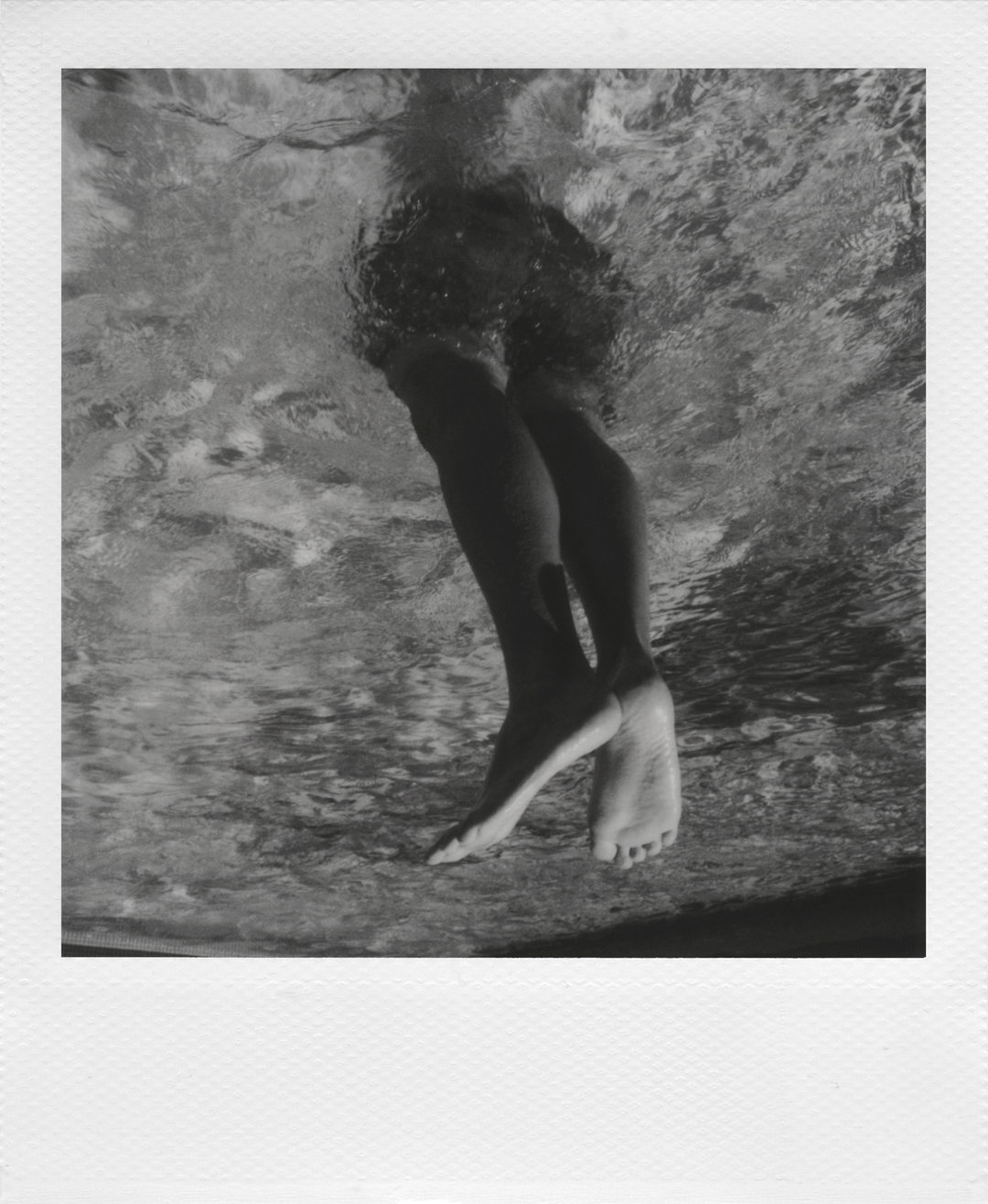 polaroid-magnum-black-and-white-photography-itsnicethat-9.jpg