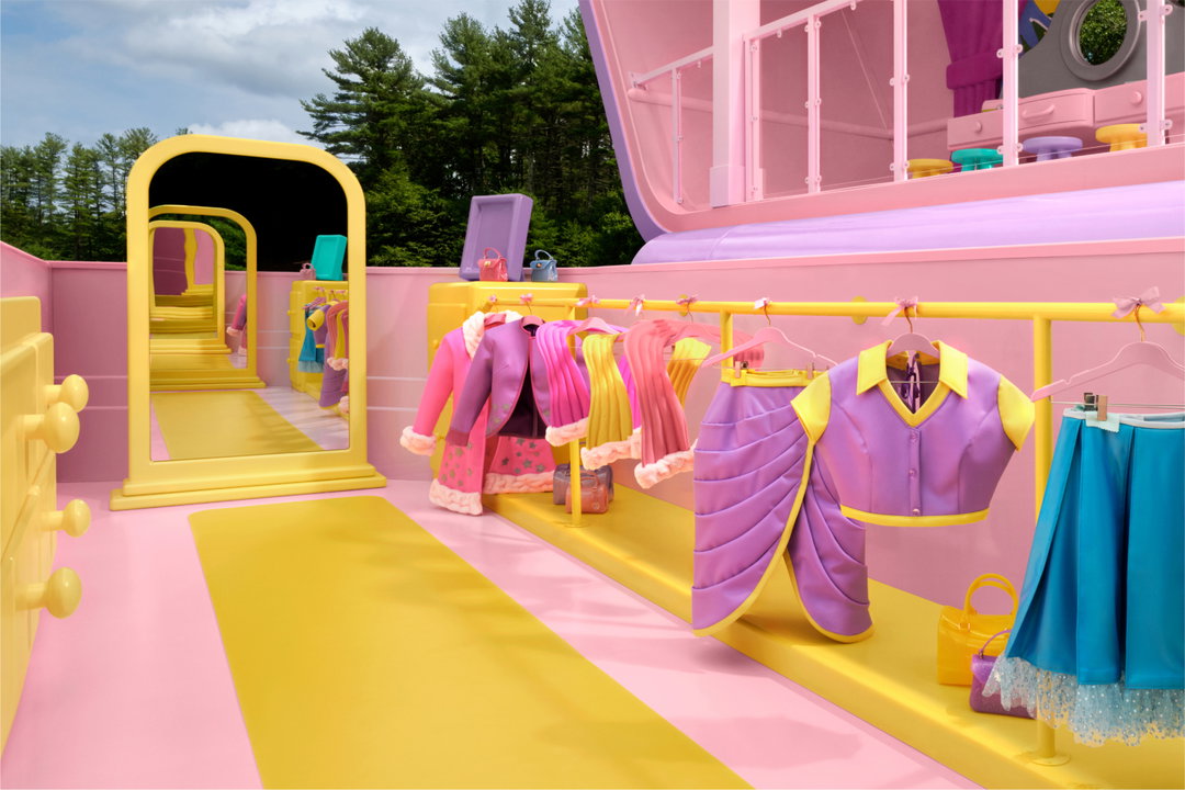 polly-pocket-compac-airbnb-icons-project-itsnicethat-03.jpg