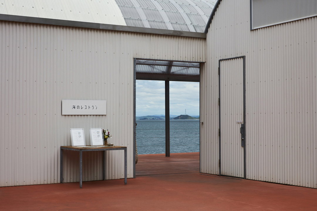 roberto badin inside japan photography itsnicethatInsideJapan_RobertoBadin8.jpg