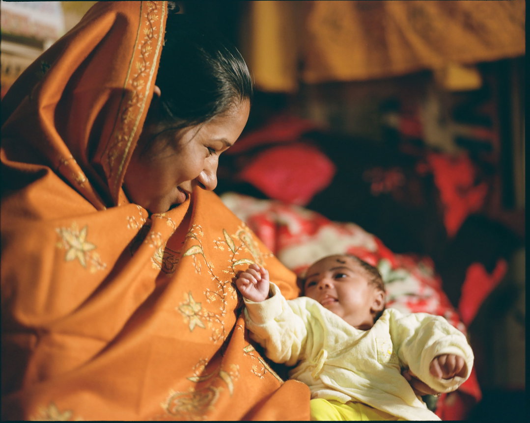 rosie-matheson-british-red-cross-itsnicethat-work-photography-06.jpg