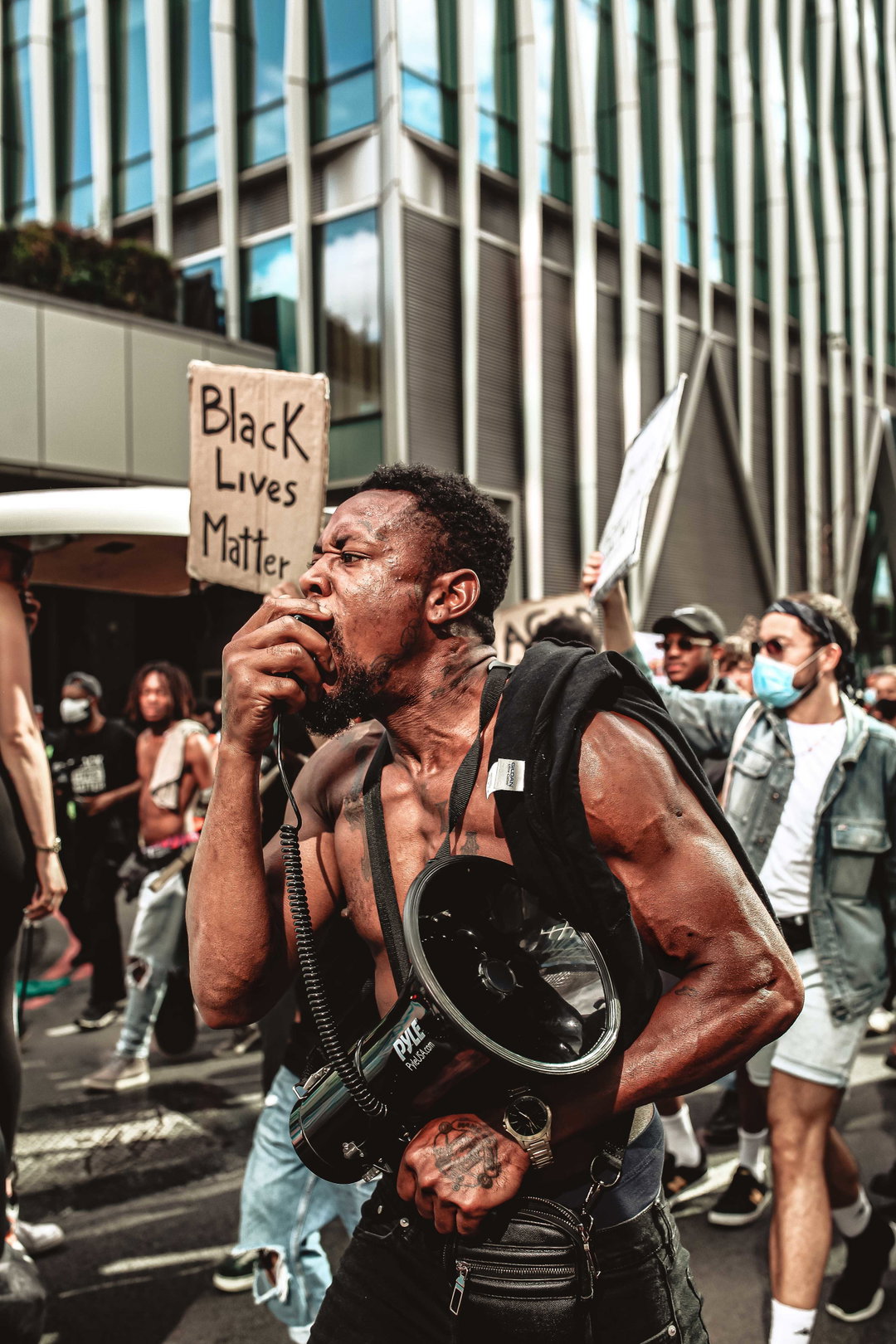 sama-kai-sundifu-photography-itsnicethat-5.jpg