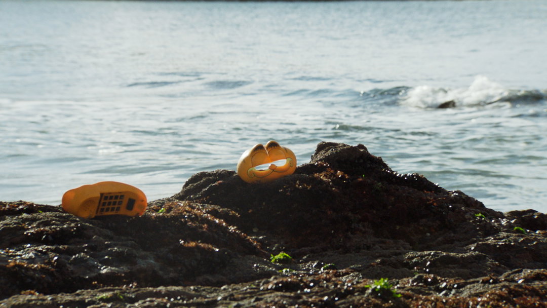 silly-little-plastic-cat-back-market-film-sponsored-content-itsnicethat-2.jpg