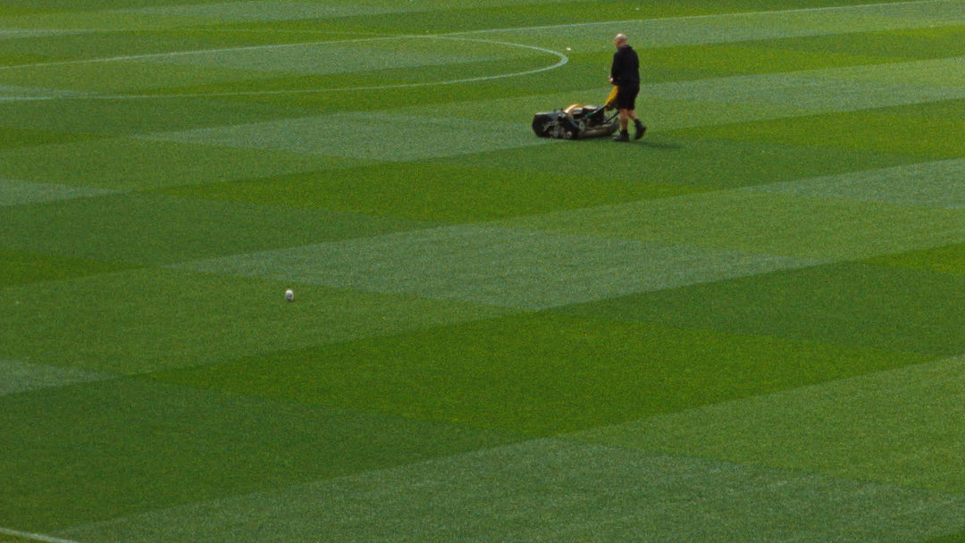 joel-barney-for-the-love-of-grass-sonderfilms-itsnicethat-07