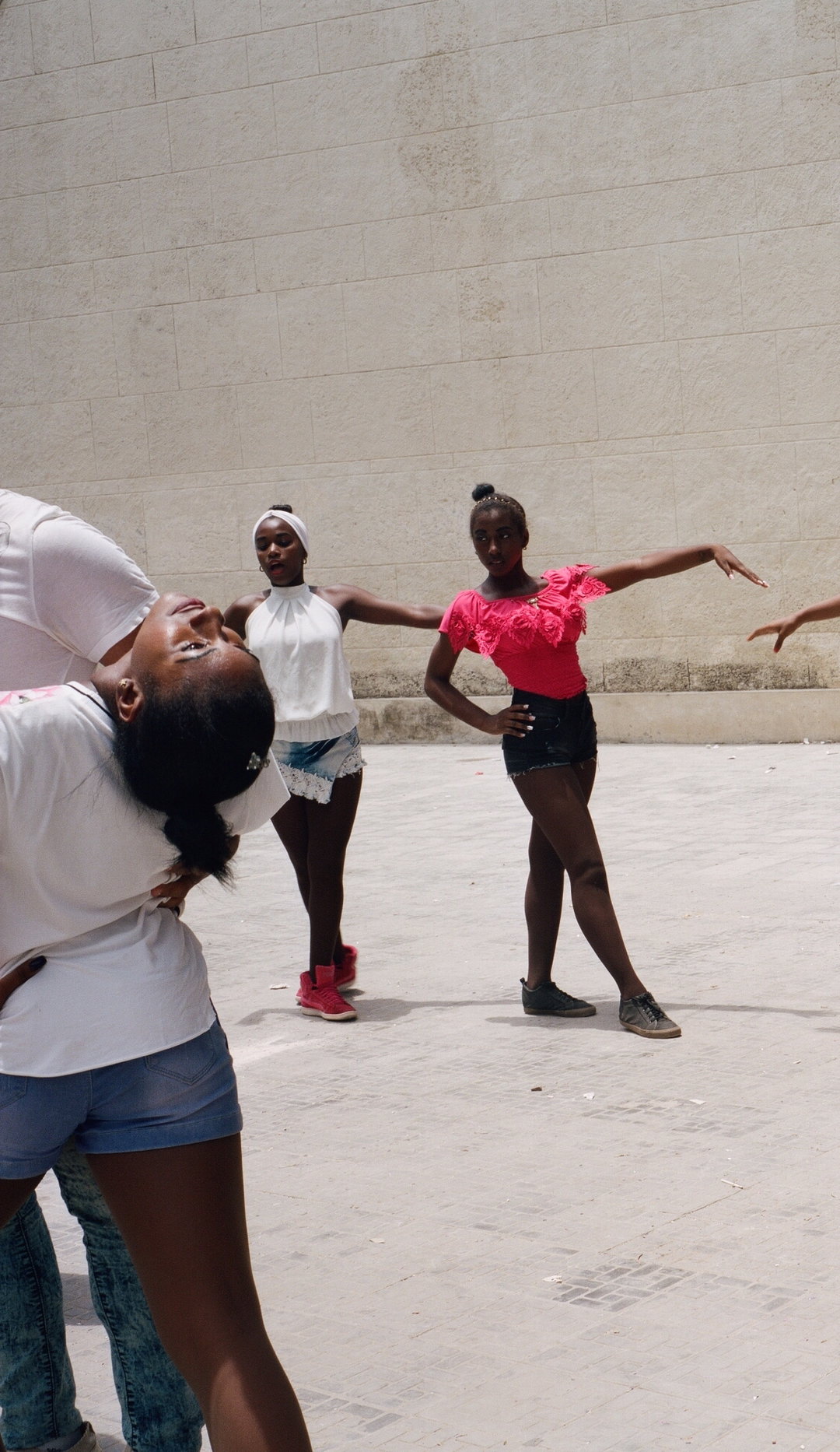 sophie-wedgewood-havana-work-photography-itsnicethat-18.jpg