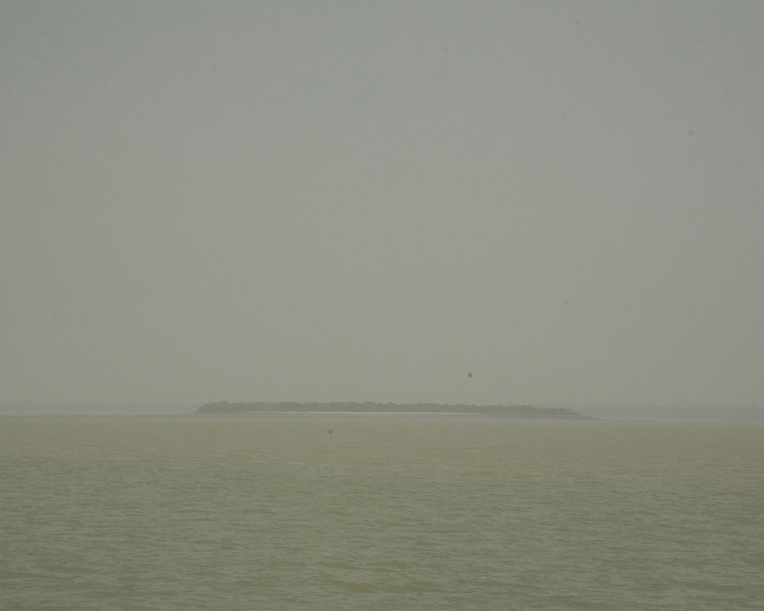sushavan-nandy-ebbing-away-of-identity-with-the-tides-photography-itsnicethat-1.jpg