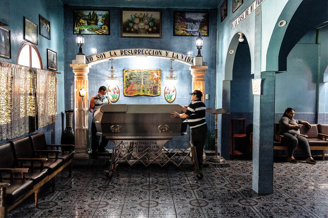 tariq-zaidi-sin-salida-photography-itsnicethat-10.jpg