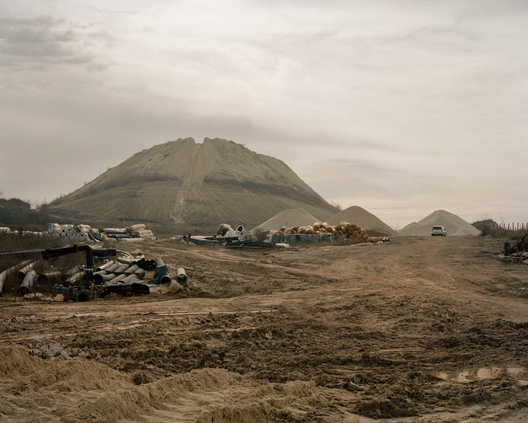 teodora-georgieva-along-the-swift-current-of-time-photography-itsnicethat-2.jpg