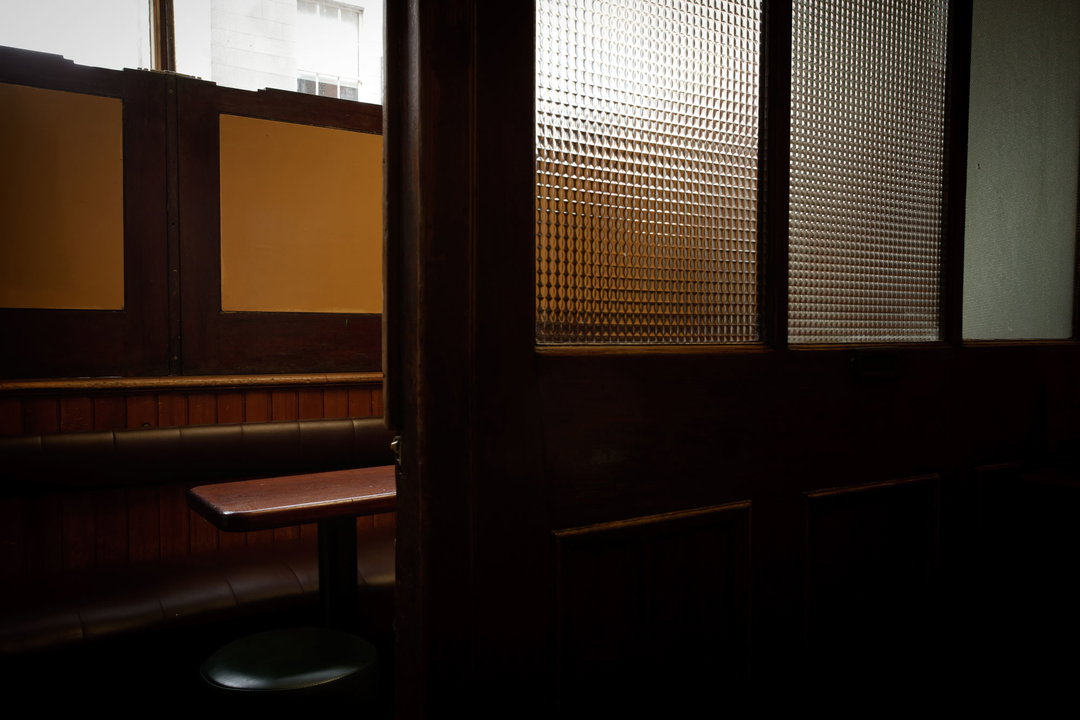 the-snug-project-stills-and-motion-photography-itsnicethat__Kehoe_s,-South-Anne-St,-Dublin_Credit--Finn-Richards.jpg