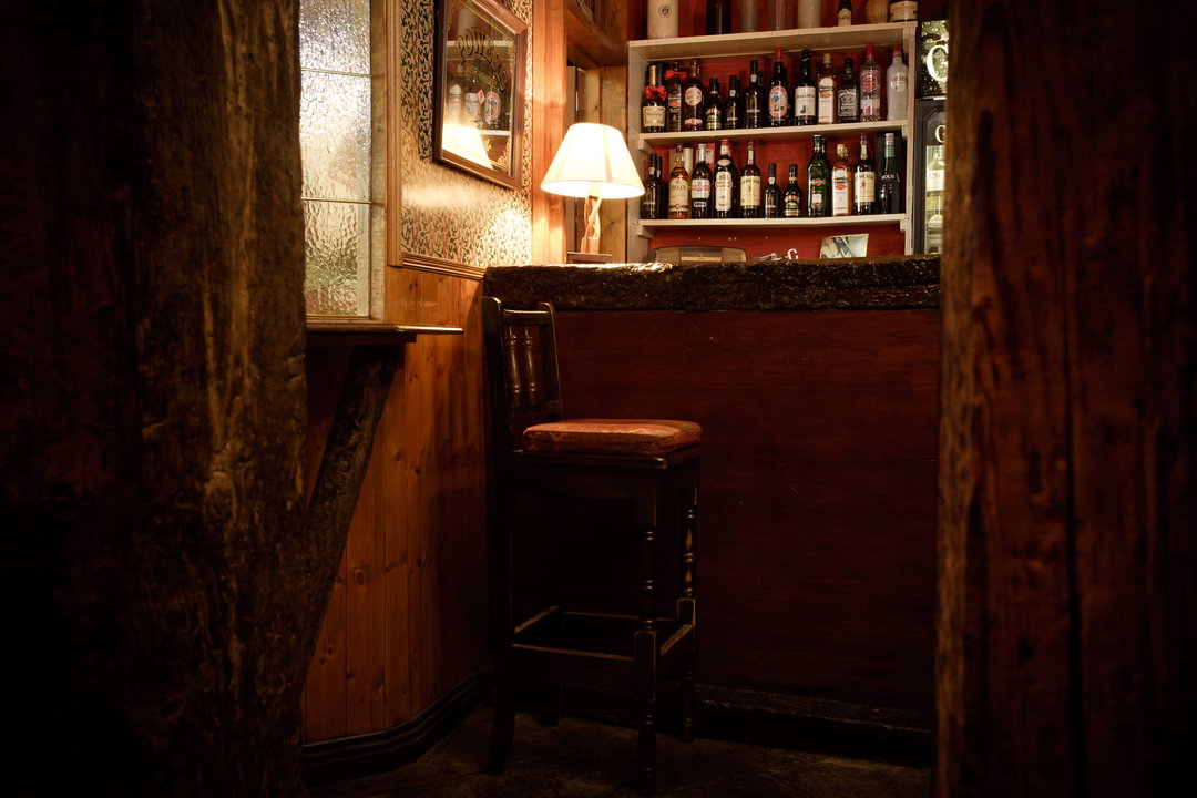 the-snug-project-stills-and-motion-photography-itsnicethat__O_Connor_s-Bar-and-Lounge,-Ballisodare,-Co.-Sligo_Credit--Finn-Richards.jpg